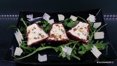 Parmesanterrine im Bresaola - Mantel Rezept