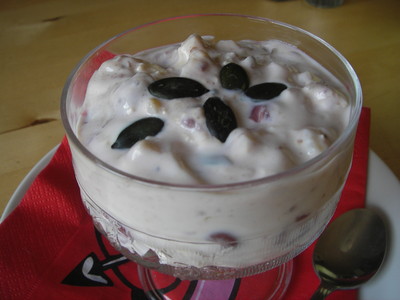 Vollwert-Joghurt  Rezept