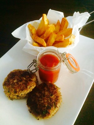 Faschierte Laibchen asiatisch gewürzt  Rezept