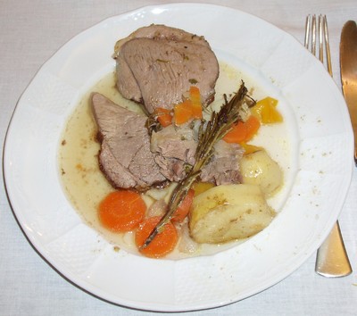 Lammschlögel mit Gemüse Rezept