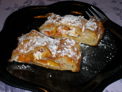Pfirsich Topfen Strudel Rezept